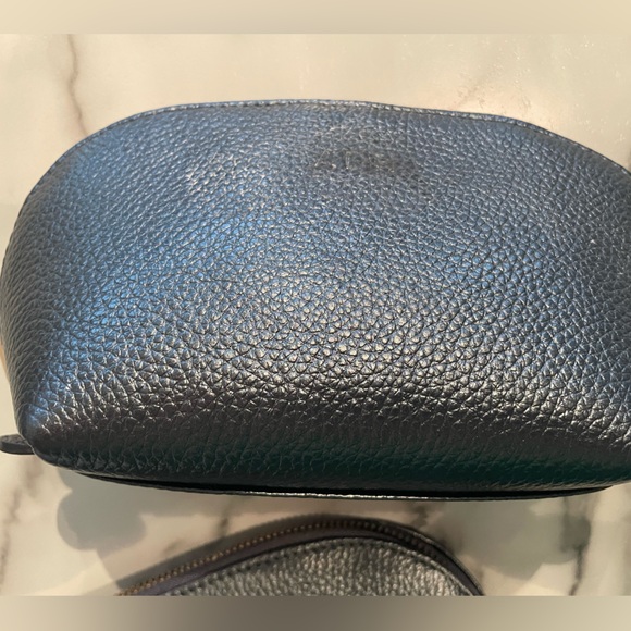 Cuyana travel set - Picture 6 of 11